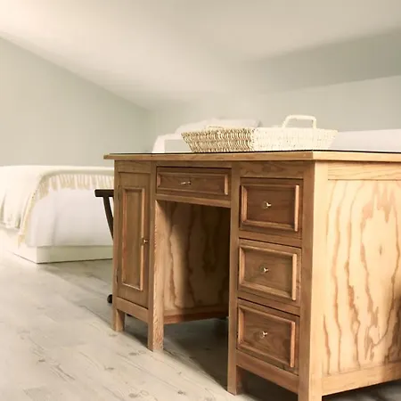 Pine Wood Charm House Villa *